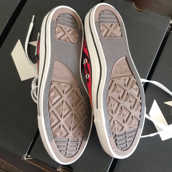 Convers - Picture 3 of 7